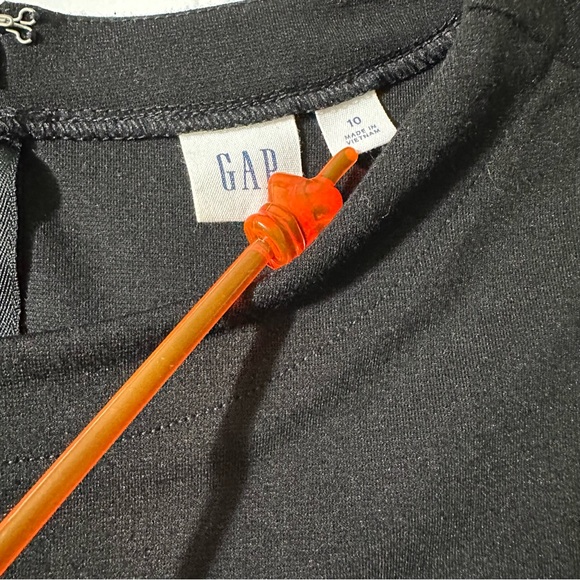 GAP Women's Black Fit and Flare 3/4 Sleeve Ruffled Tail Dress Size 10 - Picture 10 of 10